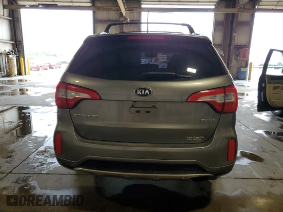 2015 Kia Sorento SX z VIN 5XYKWDA77FG614704, wystawiony jako Copart lot #59217985 z przebiegiem 200 675 mil mil oraz Czysty tytuł • Clean title. Historia ofert i sprzedaży dostępna na DreamBid. Obrazek 6.