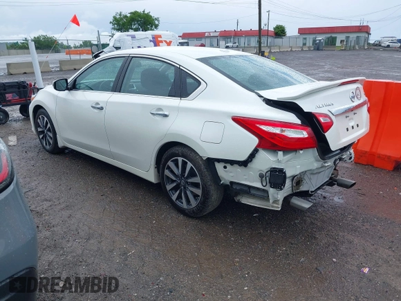 2016 Nissan Altima SR with VIN 1N4AL3AP8GC159145, listed as a IAAI auction lot 42188690 with 28,403 mi miles and . Bid and sale history available at DreamBid. Image 3.
