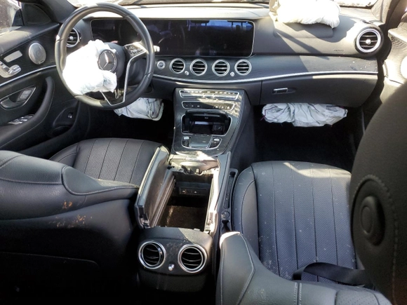 2022 Mercedes-Benz E-Class E 350 with VIN W1KZF8DB2NB089264, listed as a Copart auction lot 42334975 with 57,773 mi miles and Salvage Title. Bid and sale history available at carsss.com. Image 8.