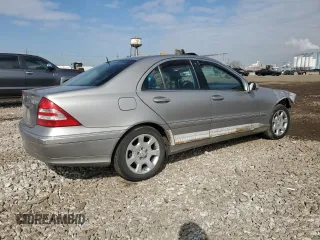 2005 Mercedes-Benz C 320 with VIN WDBRF84J45F570111, listed as a Copart auction lot 50426905 with 146,051 mi miles and Salvage title. Bid and sale history available at DreamBid. Image 3.