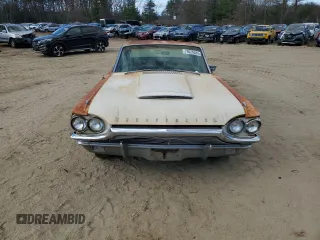 1964 Ford Thunderbird with VIN 4Y83Z162993, listed as a Copart auction lot 79625524 with 173,552 mi miles and Non Repairable. Bid and sale history available at DreamBid. Image 5.