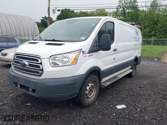 2018 Ford Transit with VIN 1FTYR1ZM1JKB18598, listed as a IAAI auction lot 42533470 with 215,015 mi miles and . Bid and sale history available at DreamBid. Image 17.