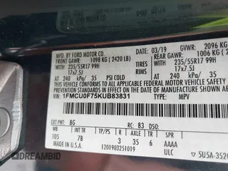 2019 Ford Escape S с VIN 1FMCU0F75KUB83831, выставлен на аукционе IAAI как лот 42048617 с пробегом 164 927 миль миль и . История ставок и продаж доступна на DreamBid. Изображение 9.