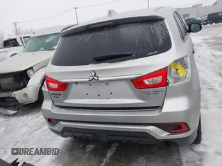2019 Mitsubishi Outlander ES z VIN JA4AR3AU6KU022815, wystawiony jako IAAI lot #41511268 z przebiegiem 59 781 mil mil oraz . Historia ofert i sprzedaży dostępna na DreamBid. Obrazek 16.