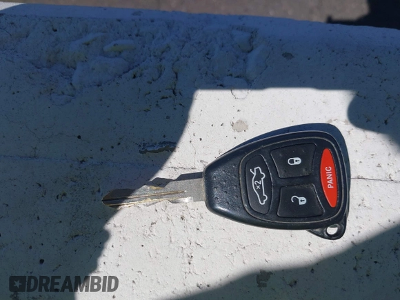 2006 Jeep Commander Limited с VIN 1J8HH58226C253433, выставлен на аукционе IAAI как лот 42028340 с пробегом 132 387 миль миль и . История ставок и продаж доступна на DreamBid. Изображение 11.