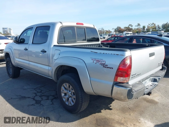2008 Toyota Tacoma PreRunner with VIN 5TEJU62N38Z487744, listed as a IAAI auction lot 41828502 with 258,537 mi miles. Bid and sale history available at carsss.com. Image 3.