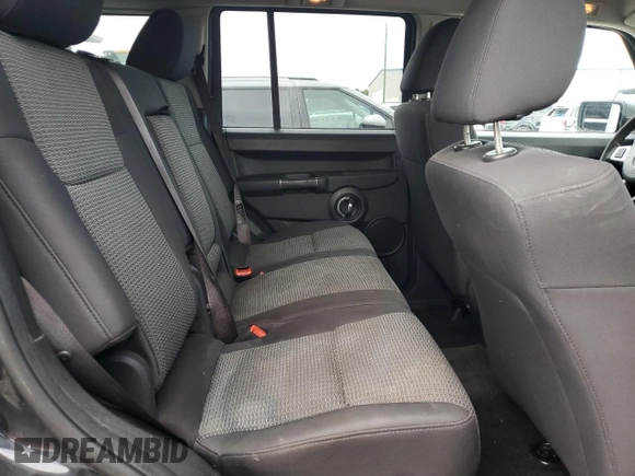2010 Jeep Commander Sport с VIN 1J4RG4GK3AC114229, выставлен на аукционе Copart как лот 64741965 с пробегом 133 338 миль миль и Чистый • Clean title. История ставок и продаж доступна на DreamBid. Изображение 11.