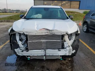 2024 GMC Acadia FWD Elevation z VIN 1GKENKKS7RJ171373, wystawiony jako Copart lot #68134624 z przebiegiem 1632 mil mil oraz Szkody całkowita. Historia ofert i sprzedaży dostępna na DreamBid. Obrazek 5.