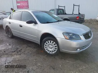 2003 Nissan Altima S with VIN 1N4AL11D63C265128, listed as a IAAI auction lot 41895168 with 203,150 mi miles. Bid and sale history available at carsss.com. Image 1.