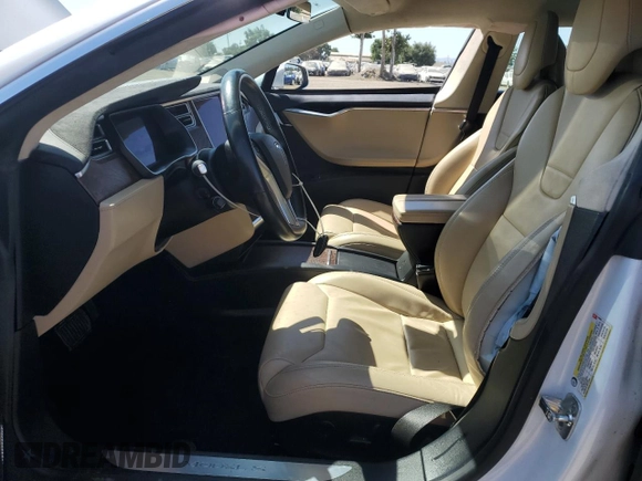 2017 Tesla Model S 100D с VIN 5YJSA1E27HF199003, выставлен на аукционе Copart как лот 59214775 с пробегом 99 673 миль миль и Списание • Salvage title. История ставок и продаж доступна на DreamBid. Изображение 7.