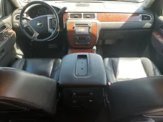2013 Chevrolet Avalanche LTZ with VIN 3GNTKGE76DG223917, listed as a Copart auction lot 54207885 with 134,269 mi miles and Salvage title. Bid and sale history available at DreamBid. Image 8.