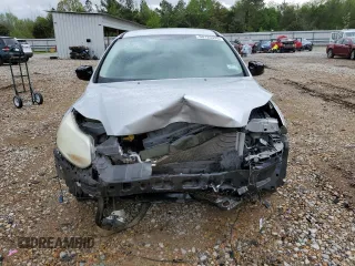 2012 Ford Focus SE z VIN 1FAHP3K26CL422264, wystawiony jako Copart lot #50735395 z przebiegiem 175 827 mil mil oraz Szkoda całkowita • Salvage title. Historia ofert i sprzedaży dostępna na DreamBid. Obrazek 5.