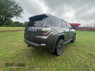2018 Toyota 4Runner SR5 with VIN JTEBU5JR9J5557125, listed as a Copart auction lot 55256985 with 145,315 mi miles and Clean Title. Bid and sale history available at carsss.com. Image 4.