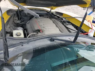 2015 Chevrolet Corvette Z51 1LT z VIN 1G1YH2D74F5117020, wystawiony jako Copart lot #52010015 z przebiegiem Nie podano mil oraz Szkoda całkowita • Salvage title. Historia ofert i sprzedaży dostępna na DreamBid. Obrazek 11.