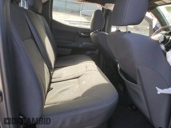 2017 Toyota Tacoma SR5 z VIN 3TMCZ5AN2HM057612, wystawiony jako Copart lot #48394765 z przebiegiem 106 579 mil mil oraz Szkoda całkowita • Salvage title. Historia ofert i sprzedaży dostępna na DreamBid. Obrazek 10.
