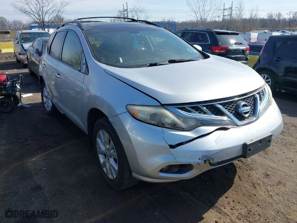 2013 Nissan Murano SL with VIN JN8AZ1MW1DW307537, listed as a IAAI auction lot 41635886 with 151,028 mi miles. Bid and sale history available at carsss.com. Image 1.