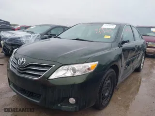 2011 Toyota Camry LE with VIN 4T4BF3EK9BR154092, listed as a IAAI auction lot 41974743 with 275,563 mi miles. Bid and sale history available at carsss.com. Image 2.