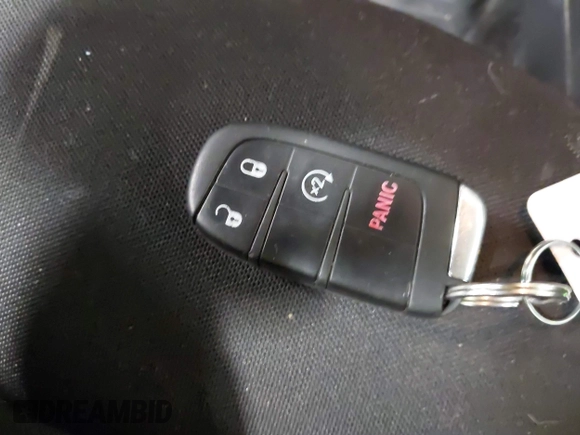 2017 Jeep Renegade Altitude с VIN ZACCJBBB8HPE65619, выставлен на аукционе IAAI как лот 42509226 с пробегом 122 461 миль миль и . История ставок и продаж доступна на DreamBid. Изображение 11.