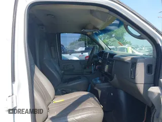 2007 Chevrolet Express Cargo with VIN 1GCFG15X971128422, listed as a IAAI auction lot 42600669 with Not provided miles and . Bid and sale history available at DreamBid. Image 5.