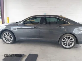 2016 Ford Taurus Limited z VIN 1FAHP2F84GG141829, wystawiony jako IAAI lot #42179934 z przebiegiem 144 191 mil mil oraz . Historia ofert i sprzedaży dostępna na DreamBid. Obrazek 15.