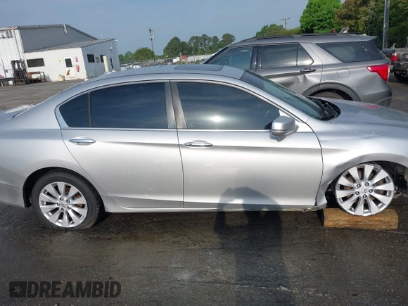 2013 Honda Accord Sdn EX-L with VIN 1HGCR2F85DA146312, listed as a IAAI auction lot 42077487 with 190,344 mi miles. Bid and sale history available at carsss.com. Image 14.