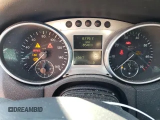 2006 Mercedes-Benz M 350 with VIN 4JGBB86E16A047315, listed as a Copart auction lot 52082345 with 85,411 mi miles and Salvage Title. Bid and sale history available at DreamBid. Image 9.
