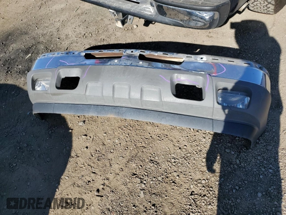 2005 Chevrolet Avalanche Z71 with VIN 3GNEK12Z75G211286, listed as a Copart auction lot 76143034 with 433,502 mi miles and Salvage Title. Bid and sale history available at DreamBid. Image 12.