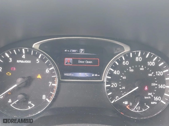 2018 Nissan Pathfinder SV with VIN 5N1DR2MM2JC602264, listed as a IAAI auction lot 41536689 with 193,225 mi miles. Bid and sale history available at carsss.com. Image 7.
