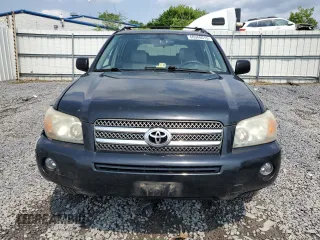 2006 Toyota Highlander with VIN JTEDW21A760014419, listed as a Copart auction lot 60360015 with 210,775 mi miles and Salvage title. Bid and sale history available at DreamBid. Image 5.