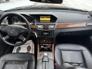2011 Mercedes-Benz E 350 Luxury with VIN WDDHH8HB8BA506209, listed as a Copart auction lot 49120345 with 205,828 mi miles and Clean Title. Bid and sale history available at DreamBid. Image 9.