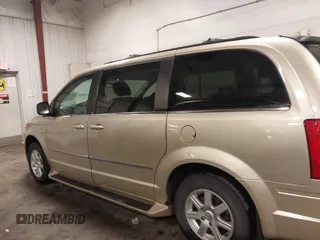 2010 Chrysler Town & Country Touring with VIN 2A4RR5D17AR184092, listed as a IAAI auction lot 41727926 with 158,937 mi miles and . Bid and sale history available at DreamBid. Image 15.