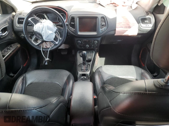 2020 Jeep Compass Trailhawk with VIN 3C4NJDDB4LT159505, listed as a Copart auction lot 53172135 with 80,722 mi miles and Salvage title. Bid and sale history available at DreamBid. Image 8.