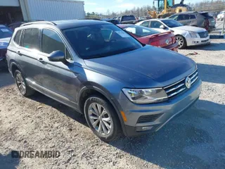 2018 Volkswagen Tiguan SEL with VIN 3VV3B7AX6JM015971, listed as a IAAI auction lot 41712580 with 138,681 mi miles and . Bid and sale history available at DreamBid. Image 1.