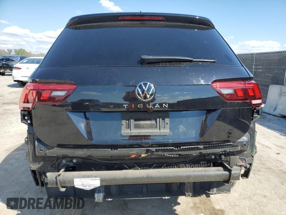 2023 Volkswagen Tiguan S z VIN 3VVRB7AX7PM039327, wystawiony jako Copart lot #47097135 z przebiegiem 24 230 mil mil oraz Szkoda całkowita • Salvage title. Historia ofert i sprzedaży dostępna na DreamBid. Obrazek 6.
