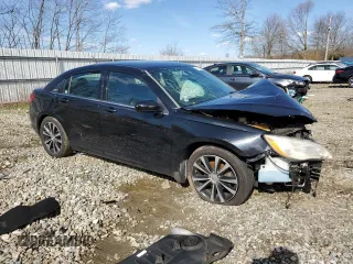 2013 Chrysler 200 Limited with VIN 1C3CCBCGXDN523600, listed as a Copart auction lot 50133275 with 0 mi miles and Salvage Title. Bid and sale history available at carsss.com. Image 4.