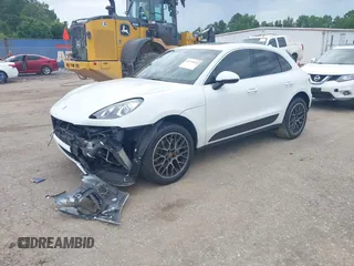 2015 Porsche Macan S с VIN WP1AB2A59FLB55091, выставлен на аукционе IAAI как лот 42379631 с пробегом 90 262 миль миль и . История ставок и продаж доступна на DreamBid. Изображение 2.