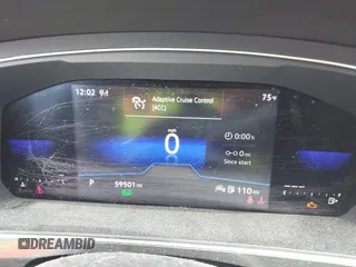 2022 Volkswagen Tiguan SE z VIN 3VV2B7AX9NM129948, wystawiony jako IAAI lot #42247719 z przebiegiem 59 501 mil mil oraz . Historia ofert i sprzedaży dostępna na DreamBid. Obrazek 7.