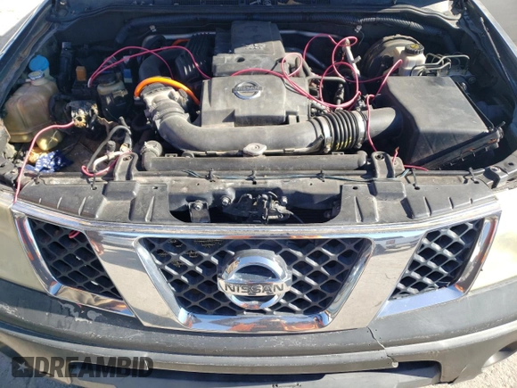 2005 Nissan Frontier LE z VIN 1N6AD07U85C447101, wystawiony jako Copart lot #42063795 z przebiegiem 249 884 mil mil oraz Szkoda całkowita • Salvage title. Historia ofert i sprzedaży dostępna na DreamBid. Obrazek 11.