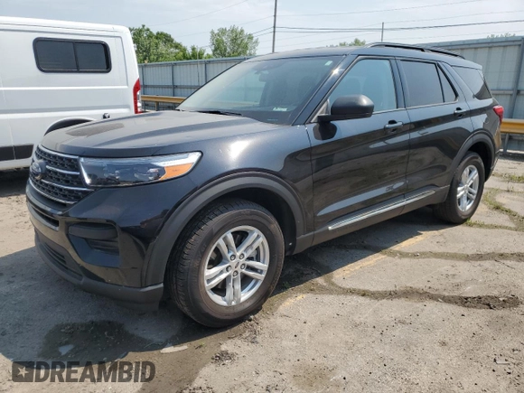 2022 Ford Explorer XLT with VIN 1FMSK8DH7NGC20702, listed as a Copart auction lot 60247555 with 15,278 mi miles and Salvage title. Bid and sale history available at DreamBid. Image 1.