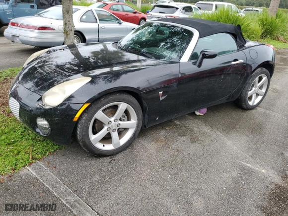 2006 Pontiac Solstice with VIN 1G2MB33B56Y000343, listed as a Copart auction lot 74567004 with NaN miles and Salvage Title. Bid and sale history available at carsss.com. Image 1.