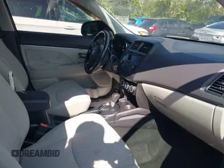 2017 Mitsubishi Outlander ES z VIN JA4AP3AU4HZ007103, wystawiony jako IAAI lot #42129563 z przebiegiem 113 554 mil mil oraz . Historia ofert i sprzedaży dostępna na DreamBid. Obrazek 5.