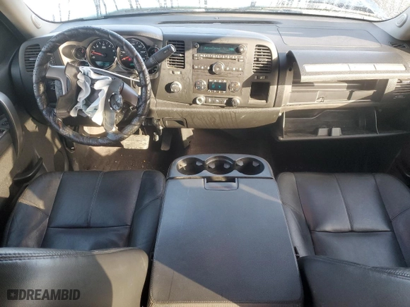 2012 Chevrolet Silverado 1500 LT with VIN 3GCPKSE71CG197741, listed as a Copart auction lot 46172795 with 210,471 mi miles and Salvage Title. Bid and sale history available at carsss.com. Image 8.