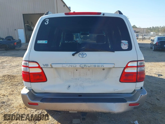 2005 Toyota Land Cruiser z VIN JTEHT05J952078683, wystawiony jako IAAI lot #41769150 z przebiegiem 299 737 mil mil oraz . Historia ofert i sprzedaży dostępna na DreamBid. Obrazek 16.