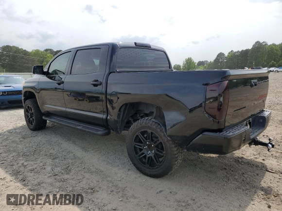 2017 Toyota Tundra Platinum z VIN 5TFAW5F13HX636883, wystawiony jako Copart lot #54941515 z przebiegiem 138 533 mil mil oraz Szkoda całkowita • Salvage title. Historia ofert i sprzedaży dostępna na DreamBid. Obrazek 2.