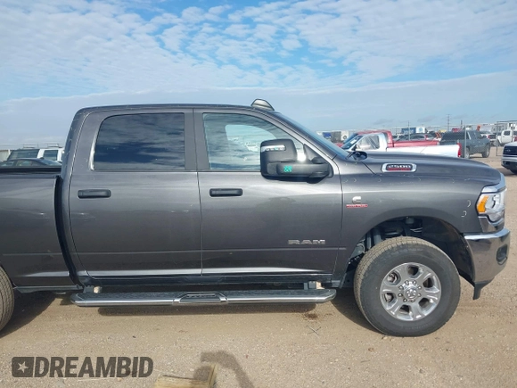 2024 Ram 2500 Big Horn with VIN 3C6UR5DL9RG233089, listed as a IAAI auction lot 42646152 with 39,640 mi miles and . Bid and sale history available at DreamBid. Image 13.
