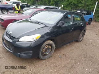 2009 Toyota Matrix z VIN 2T1KU40E49C050659, wystawiony jako IAAI lot #42392884 z przebiegiem 259 257 mil mil oraz . Historia ofert i sprzedaży dostępna na DreamBid. Obrazek 2.
