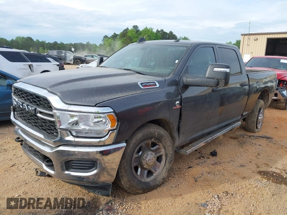 2024 Ram 2500 Tradesman с VIN 3C6UR5CL9RG245468, выставлен на аукционе IAAI как лот 42067780 с пробегом 8 311 миль миль и . История ставок и продаж доступна на DreamBid. Изображение 20.