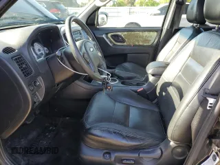 2005 Ford Escape Limited with VIN 1FMCU94145KC29491, listed as a Copart auction lot 56800915 with 111,222 mi miles and Clean title. Bid and sale history available at DreamBid. Image 7.