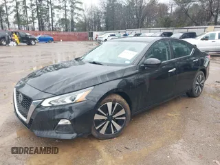 2021 Nissan Altima 2.5 SV with VIN 1N4BL4DV0MN388455, listed as a IAAI auction lot 41447851 with 92,179 mi miles. Bid and sale history available at carsss.com. Image 20.