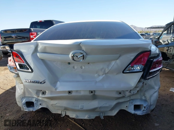 2013 Mazda 6 i Sport with VIN 1YVHZ8BH0D5M12044, listed as a IAAI auction lot 41752366 with 201,979 mi miles. Bid and sale history available at carsss.com. Image 16.
